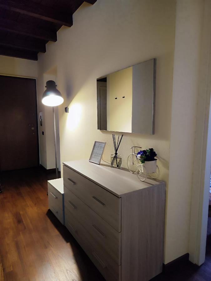 Daisy Apartment In Centro A Como Exterior photo